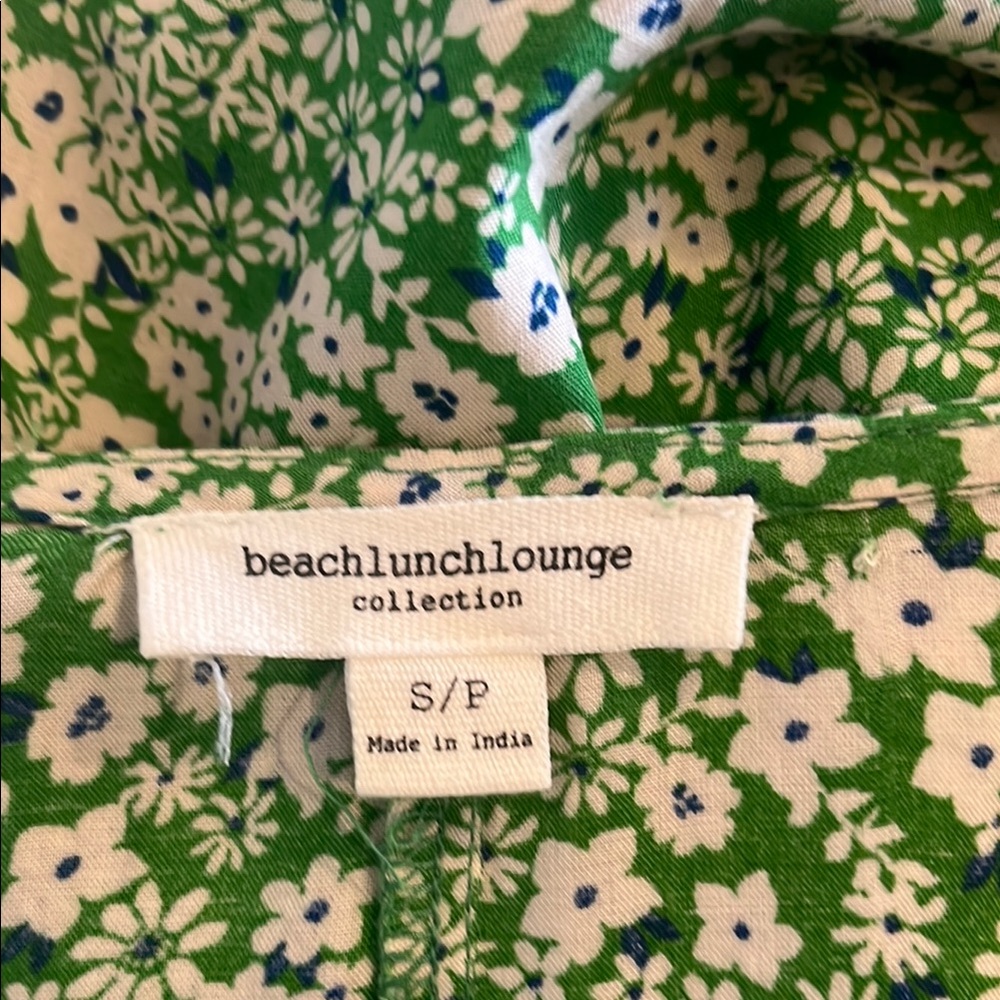 beach lunch lounge Blouse in Vibrant green Floral Print blouse size Small - Picture 9 of 11